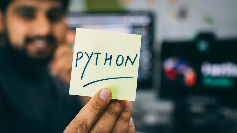 Python 程序代写